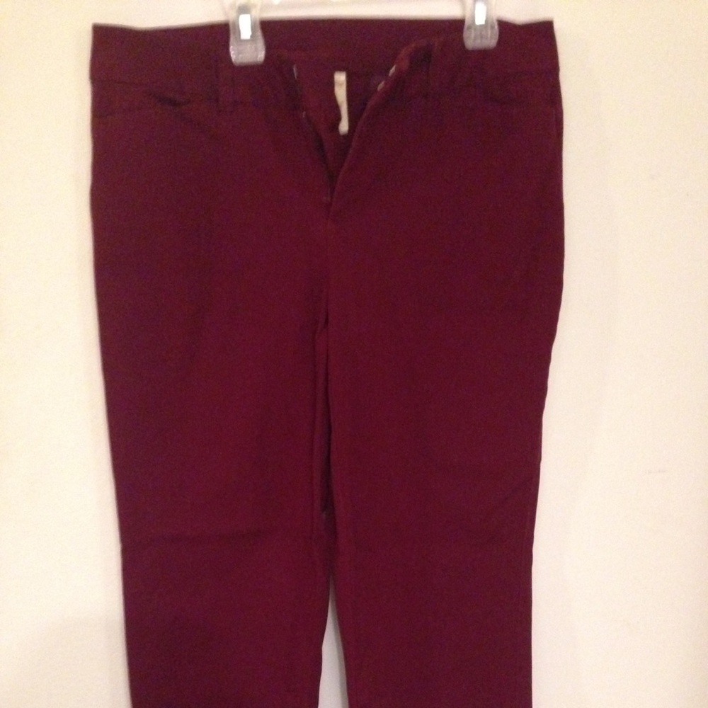Faded Glory maroon dress pants size 10 EUC